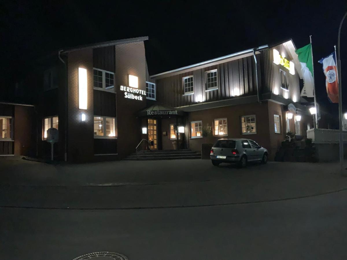 Berghotel Suelbeck Nienstadt ภายนอก รูปภาพ