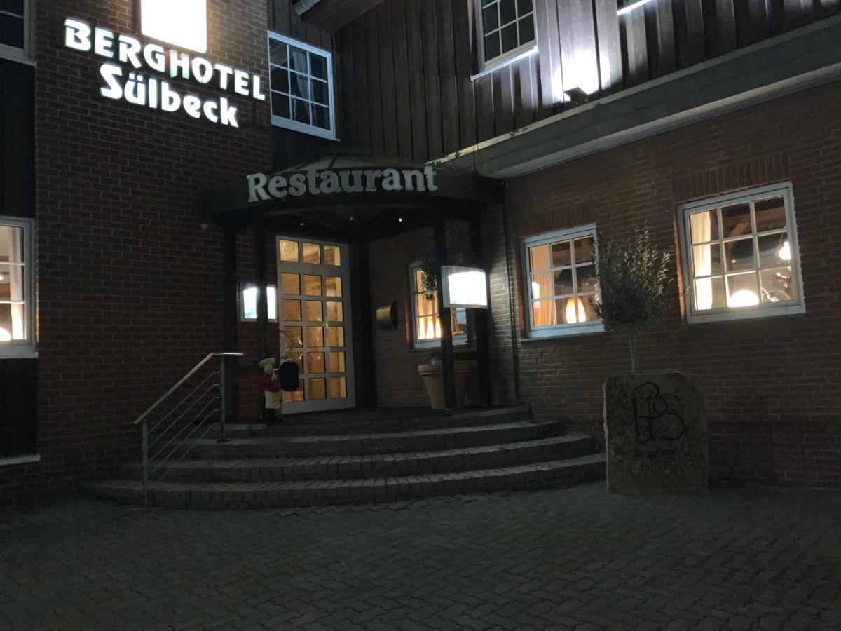 Berghotel Suelbeck Nienstadt ภายนอก รูปภาพ